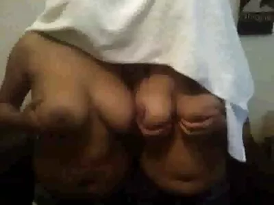 ओंगळ किशोर छिद्र हार्ड ड्रिल