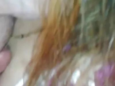 फिट किशोर बेबे खाली जात आहे