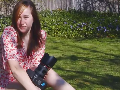 सेक्सी किशोर सेक्स मालिशचा आनंद घेतो