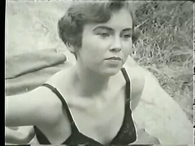 झोया आणि कार्ल व्हिडिओ (गुलाबी)