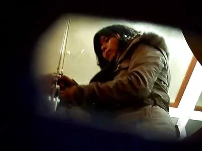 श्यामला एक हार्डकॉक व्हिडिओ (जाशा) द्वारे तिची पुच्ची रॉक करते