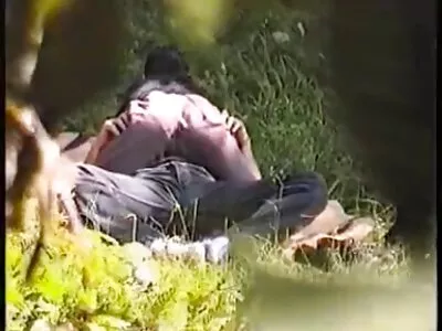 सेक्स व्हिडिओ (जस्टीन) च्या आधी न्युबिल टीन खेळते तिचे पुसी