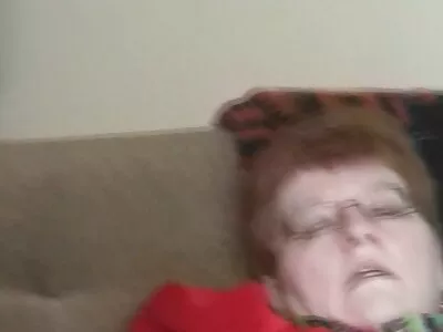 सेक्सी किशोर बेब आत प्रवेश केला